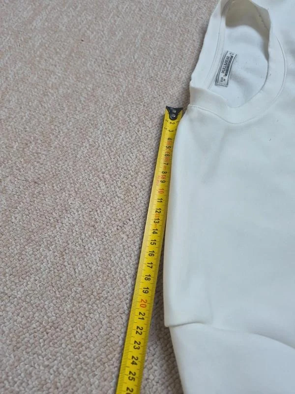 Sudadera oversize de Pull&Bear color blanco con letra W talla M – photo 8
